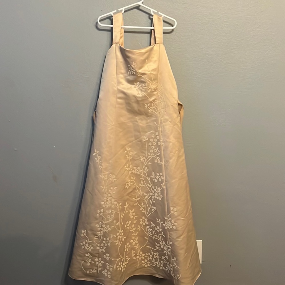 Girls size 12 formal dress!